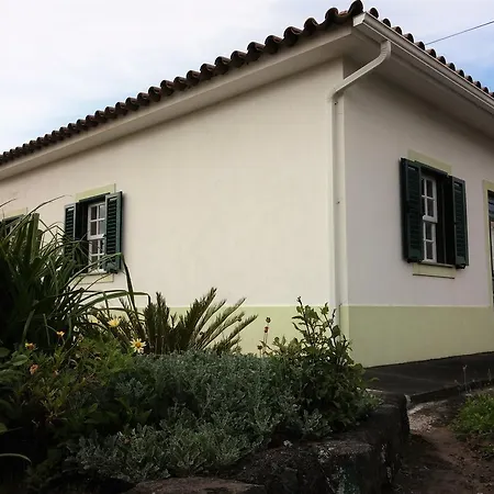 House Andrade * Praia do Norte